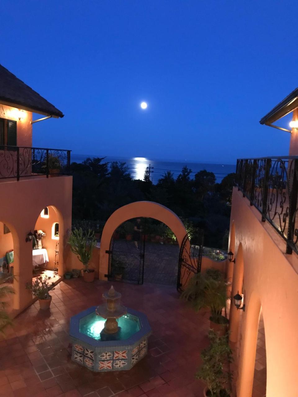 Wishingwell B&B Donghe Buitenkant foto